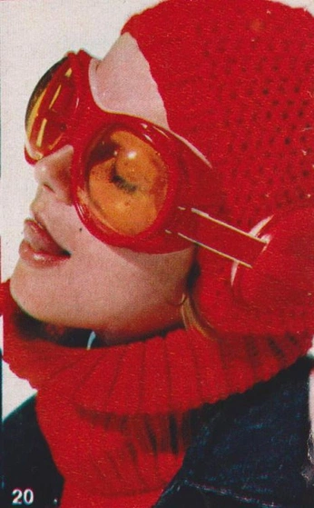 A cover of "London shoot - breakfast" cluster. The owner is girlslikevintage. The cluster consists of 14 elements.