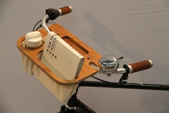 A cover of "let go this summer" cluster. The owner is inlovewithzeyz. The cluster description is "summeeeeerrr i hate you ". The cluster consists of 57 elements.