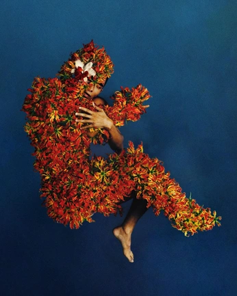 A cover of "Art Direction" cluster. The owner is drewyouapicture. The cluster consists of 34 elements.