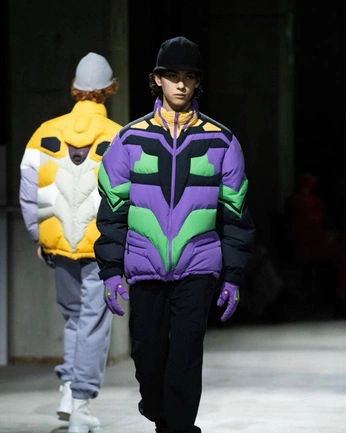 A cover of "excentric" cluster. The owner is shark22. The cluster consists of 9 elements.