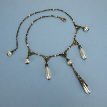 A cover of "twist" cluster. The owner is lexpace. The cluster consists of 27 elements.