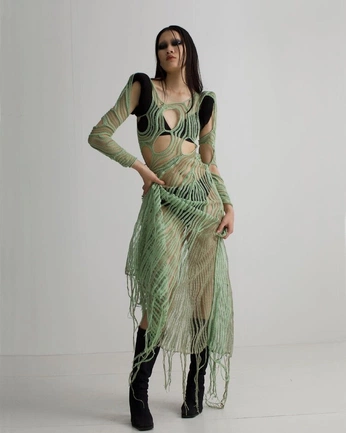 A cover of "fts" cluster. The owner is aanniiee. The cluster consists of 16 elements.