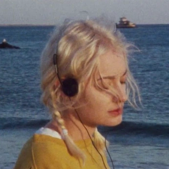 A cover of "indie coming of age" cluster. The owner is sadlittlebug. The cluster description is "🎧📼💿". The cluster consists of 25 elements.