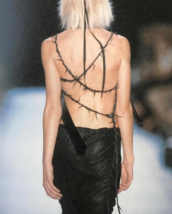 A cover of "FASHION" cluster. The owner is jackbeaumont.1. The cluster consists of 4 elements.