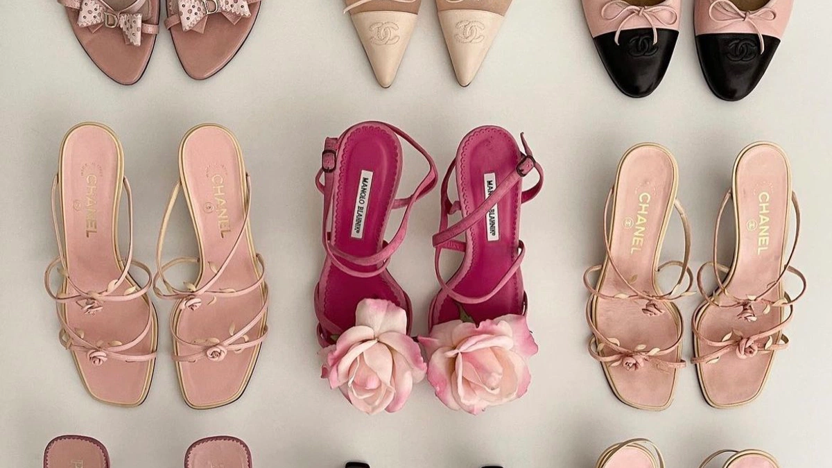 shoes (@iambee) / Cosmos