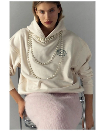 A cover of "fashion" cluster. The owner is freyseline. The cluster consists of 16 elements.