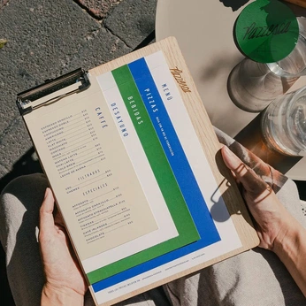 A cover of "hydro bar" cluster. The owner is tricia. The cluster consists of 1 element.