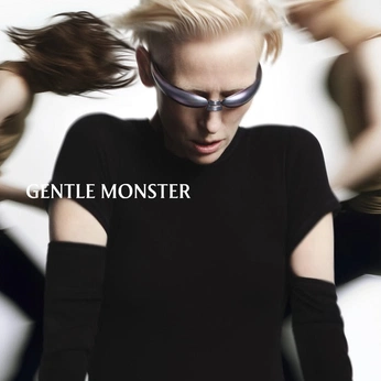 A cover of "Fashion, styling" cluster. The owner is thelingkon. The cluster consists of 126 elements.