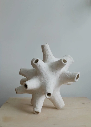 A cover of "clay" cluster. The owner is greenmistfirefly. The cluster consists of 20 elements.