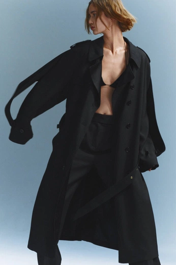 A cover of "Adriana" cluster. The owner is ashleywalia. The cluster consists of 10 elements.