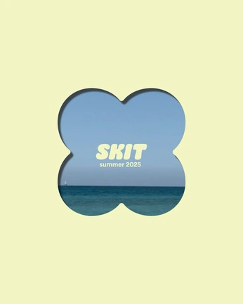 A cover of "Lola Marketing" cluster. The owner is raph1. The cluster consists of 18 elements.