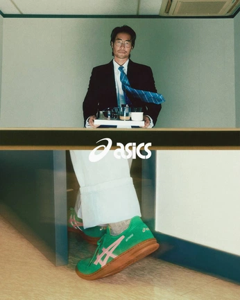 A cover of "pub" cluster. The owner is sophiegr. The cluster consists of 18 elements.