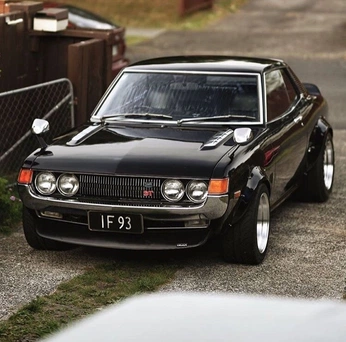 A cover of "LANE 8" cluster. The owner is morvtd. The cluster consists of 4 elements.