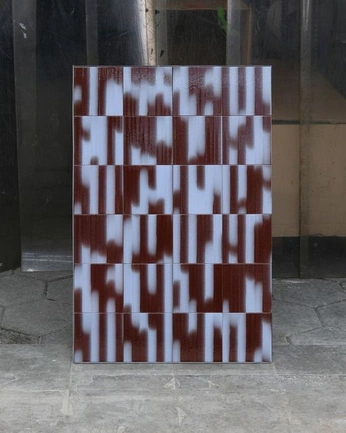 A cover of "Tiles" cluster. The owner is lea.matilde. The cluster consists of 5 elements.