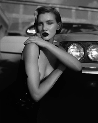 A cover of "Cosima - Auto" cluster. The owner is wtphotography. The cluster consists of 2 elements.