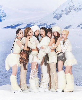 A cover of "Kpop" cluster. The owner is rosesforeliot. The cluster consists of 3 elements.