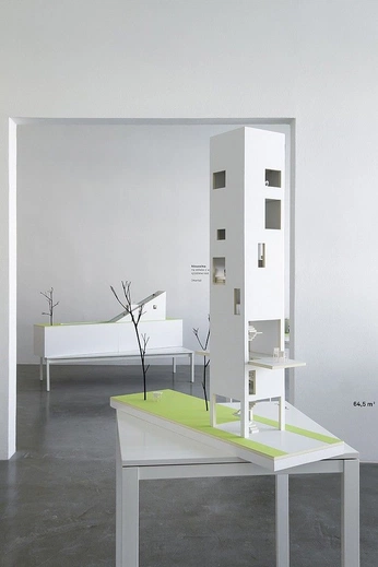 A cover of "Aussichtsturm" cluster. The owner is sophiesimone. The cluster consists of 16 elements.