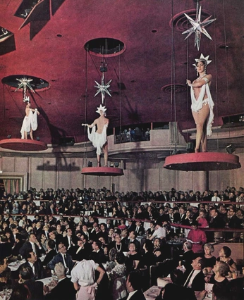 A cover of "Fantasy and glamour" cluster. The owner is cosmosmoon. The cluster consists of 20 elements.