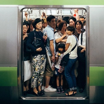 A cover of "Aes" cluster. The owner is timea. The cluster consists of 1 element.