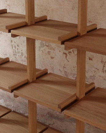 A cover of "Tables" cluster. The owner is gabrielsinheaven. The cluster consists of 7 elements.