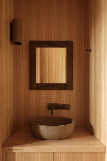 A cover of "Garage" cluster. The owner is craigslisthorse. The cluster consists of 5 elements.