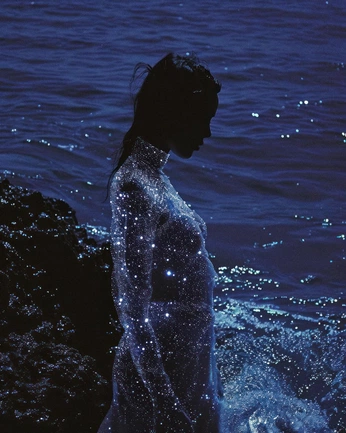 A cover of "bioluminescenza" cluster. The owner is ezaffa. The cluster consists of 19 elements.