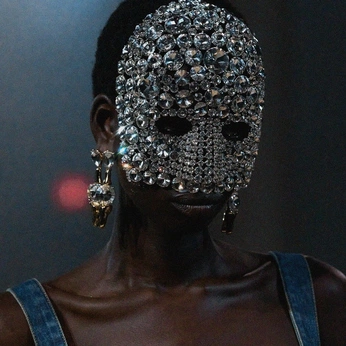 A cover of "embodiment" cluster. The owner is jessyvcastillo. The cluster consists of 7 elements.