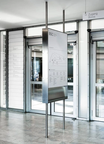 A cover of "Inside" cluster. The owner is lbocla. The cluster consists of 112 elements.