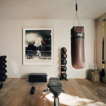 A cover of "muay thai" cluster. The owner is schokobanana. The cluster consists of 2 elements.