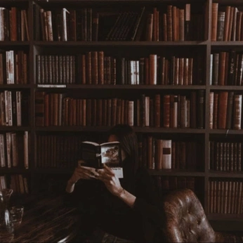 A cover of "Quotes" cluster. The owner is sophsoph. The cluster consists of 32 elements.