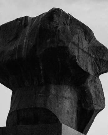 A cover of "Sculpture" cluster. The owner is blockchain. The cluster consists of 7 elements.