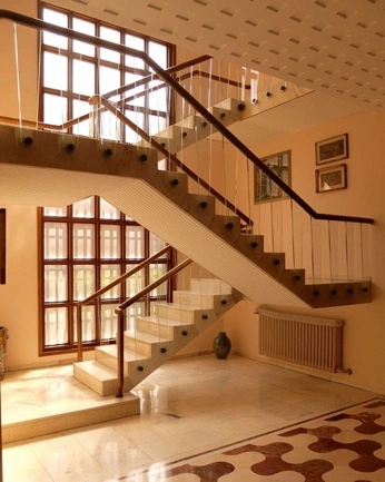 A cover of "Miami" cluster. The owner is brcarq. The cluster consists of 82 elements.