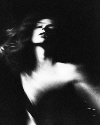 A cover of "r" cluster. The owner is momentufname. The cluster consists of 13 elements.