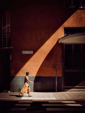 A cover of "Street photography" cluster. The owner is julioguajardo. The cluster consists of 22 elements.