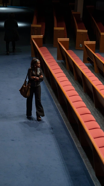 A cover of "Devotionals" cluster. The owner is makennacreative. The cluster consists of 17 elements.