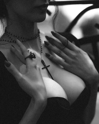 A cover of "Mir" cluster. The owner is psychii. The cluster consists of 3 elements.