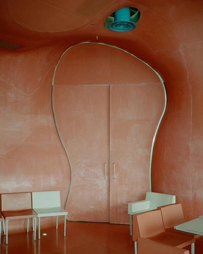 An Instagram carousel post added by olium on Dec 11, 2023. The author is @seandavidson.