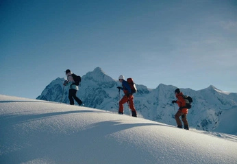 A cover of "MSR" cluster. The owner is grobin. The cluster consists of 37 elements.