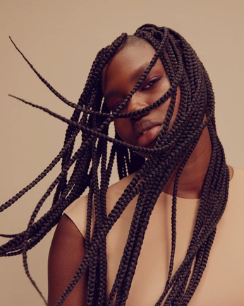 A cover of "Salon In" cluster. The owner is juanduque. The cluster consists of 2 elements.