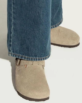 A cover of "Wishlist" cluster. The owner is shimmersage. The cluster consists of 2 elements.