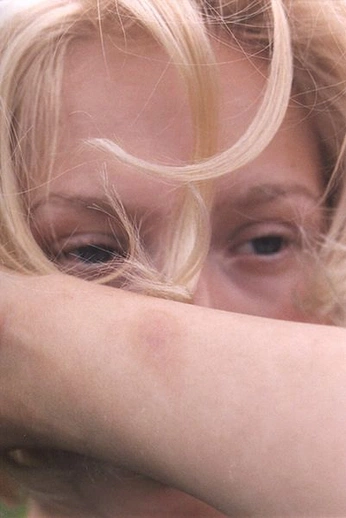 A cover of "Heavenly creatures" cluster. The owner is zoiegrace. The cluster consists of 6 elements.