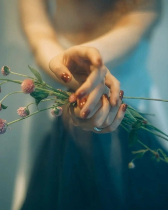 A cover of "color grading" cluster. The owner is tiannabell. The cluster consists of 27 elements.