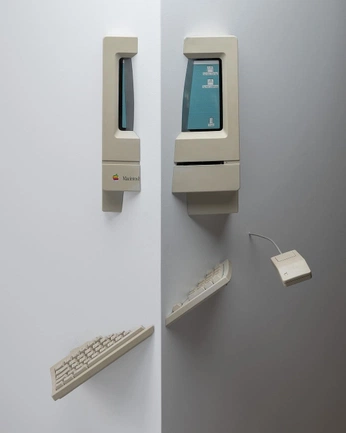 A cover of "☆" cluster. The owner is reallypearly. The cluster description is "the pearly moodboard ". The cluster consists of 51 elements.