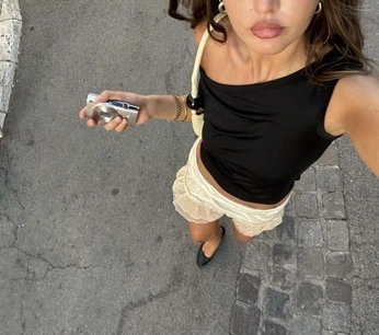 A cover of "sofia" cluster. The owner is adrienbrb. The cluster consists of 10 elements.