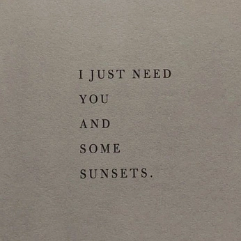 A cover of "quotes" cluster. The owner is ilseagll. The cluster consists of 3 elements.