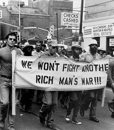 An Instagram carousel post added by sintaxera on Jan 06, 2025. The author is @downloaded.