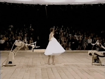 A cover of "Ridiculous luxury brands" cluster. The owner is drishti. The cluster consists of 1 element.