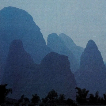 A cover of "Purple Clouds" cluster. The owner is nikomagz. The cluster consists of 20 elements.