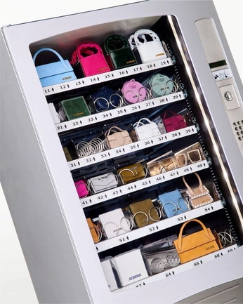 A cover of "pop-up" cluster. The owner is bluecheese210. The cluster consists of 38 elements.