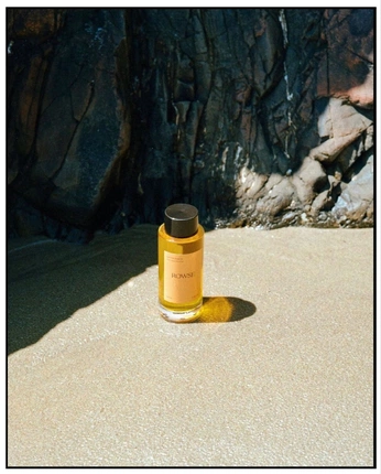 A cover of "Naje" cluster. The owner is plumeriast. The cluster consists of 29 elements.